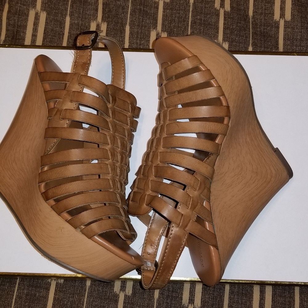 Mossimo shoes plataforms heels
